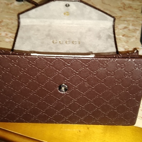 Gucci Other - Gucci Glasses Case or Wallet
